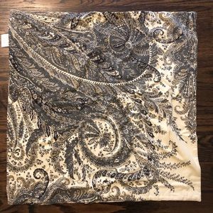 Pottery barn pillow case